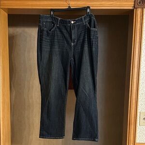 Simply Vera Vera Wang Mid Rise Capri Jeans- run long- more like a crop Jean.